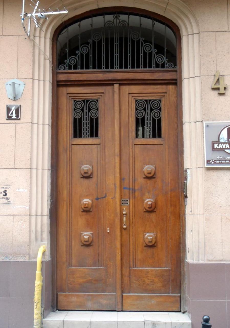 Apartment On Kovzhuna Street Lviv Luaran gambar